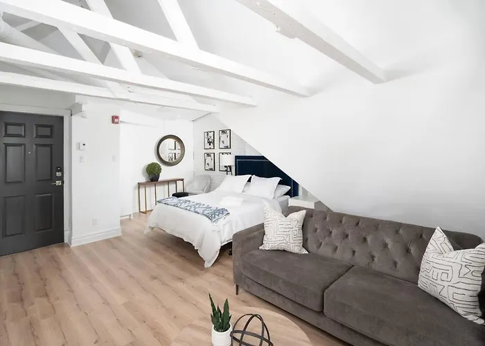 Penfield Suites Montreal